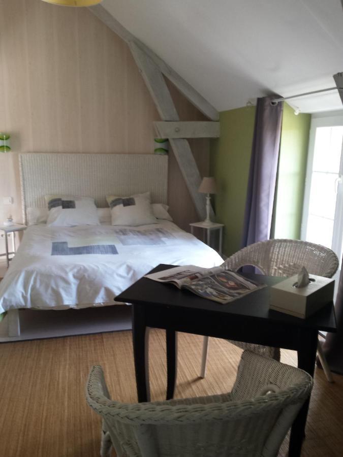 Chambres Des Rosiers Sennevieres 外观 照片