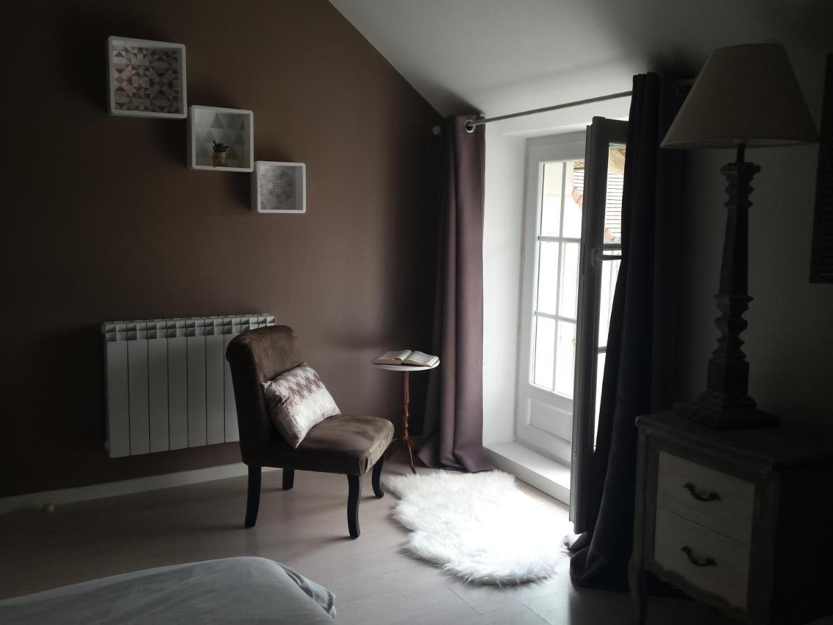 Chambres Des Rosiers Sennevieres 外观 照片